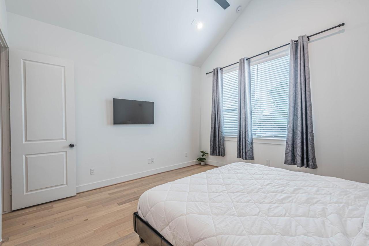 Luxury 3Br, Ks Bed Mins Away 4Rm Dtown, Med Ctr Vila Houston Exterior foto