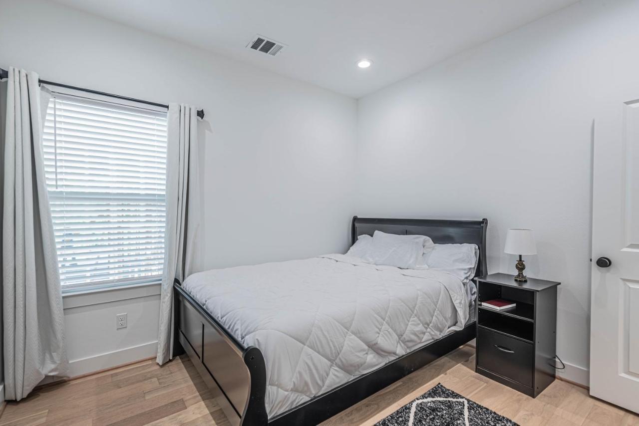 Luxury 3Br, Ks Bed Mins Away 4Rm Dtown, Med Ctr Vila Houston Exterior foto